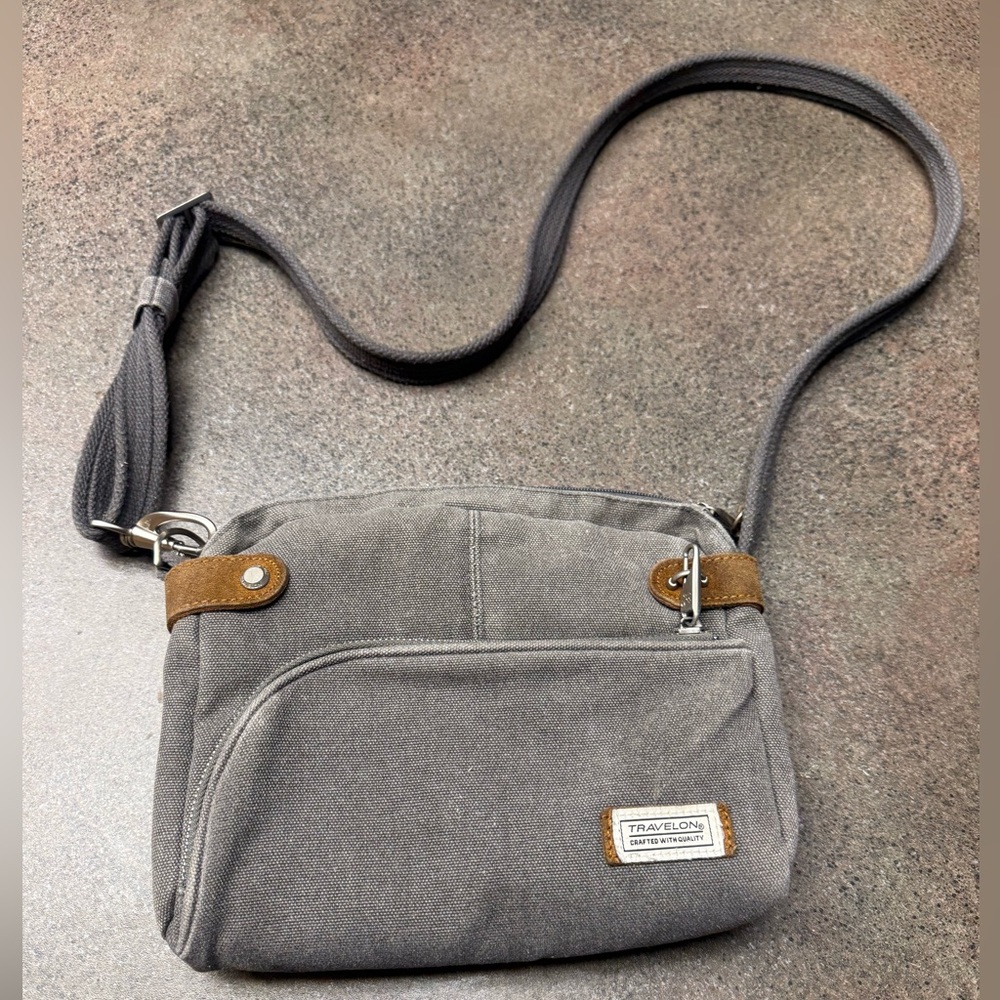 Travelon RFID Anti-theft Crossbody Bag